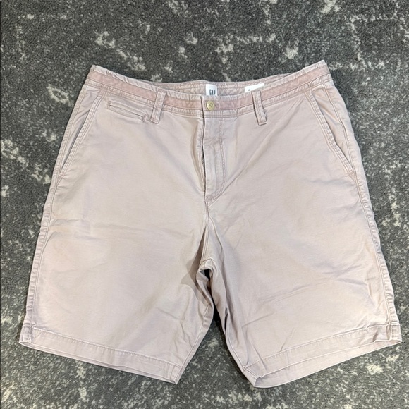 GAP Other - GAP Men's Light Tan Flat Front Shorts